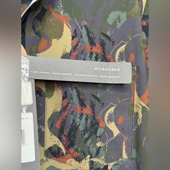 Lysse Camo Shiffer Button Down Shirt with 4 Way Stretch Microfiber XS NWT - Picture 5 of 12